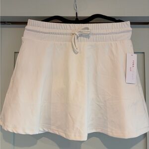 Yogalicious Cloud Dancer Breezy Short